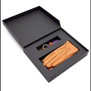 Zara leather gloves and key ring set